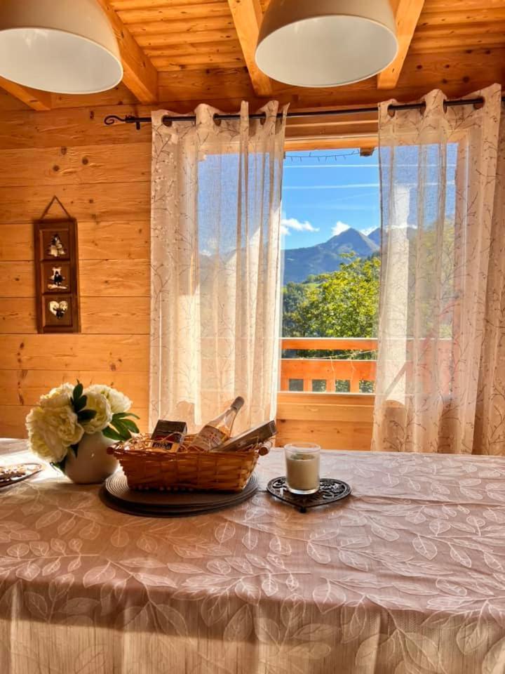 Charming Family Chalet For 8 People, With Private Hot Tub Les Clefs 외부 사진