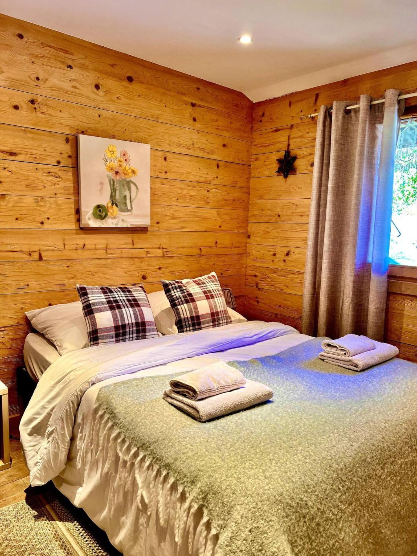 Charming Family Chalet For 8 People, With Private Hot Tub Les Clefs 외부 사진