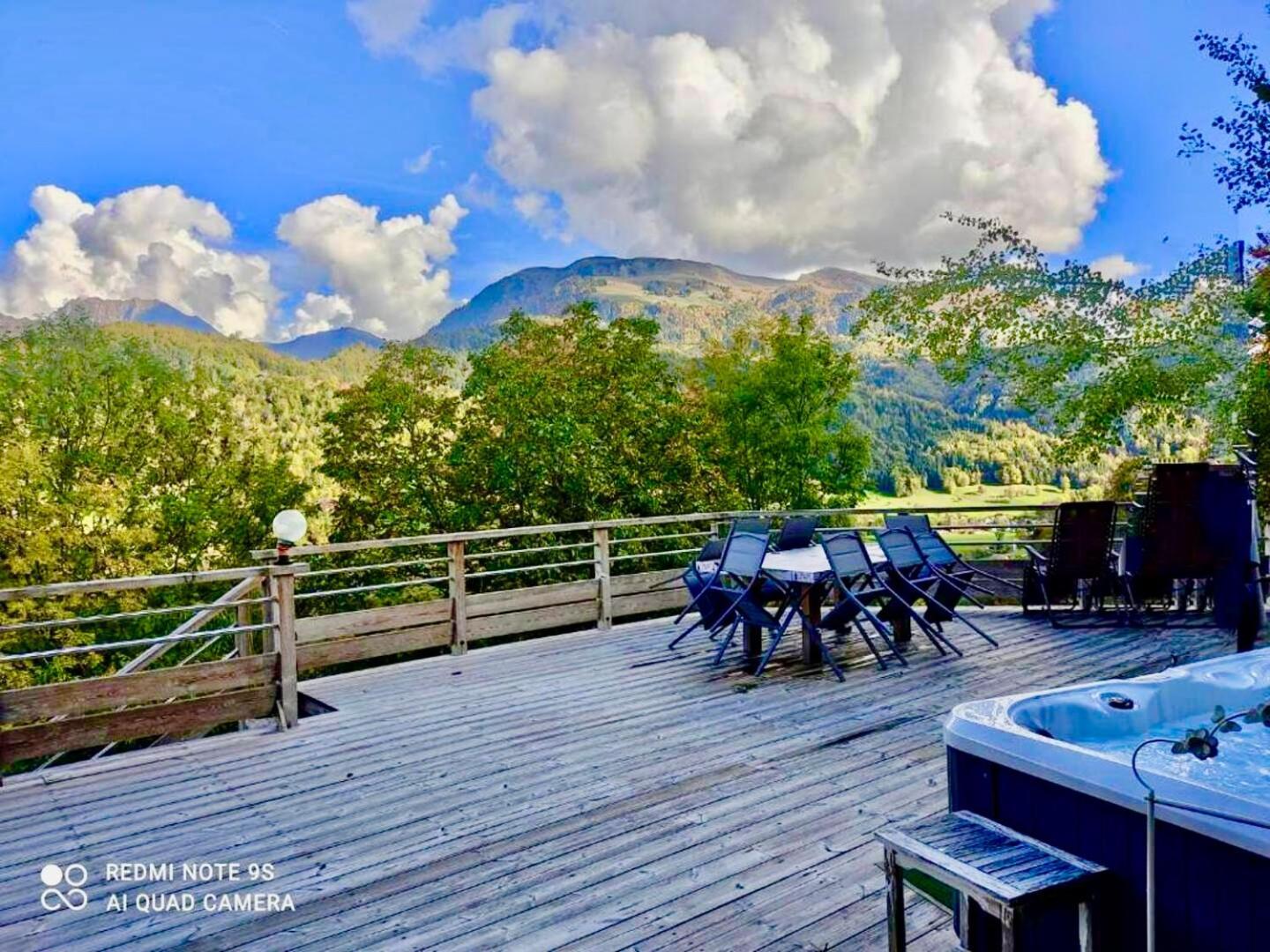 Charming Family Chalet For 8 People, With Private Hot Tub Les Clefs 외부 사진