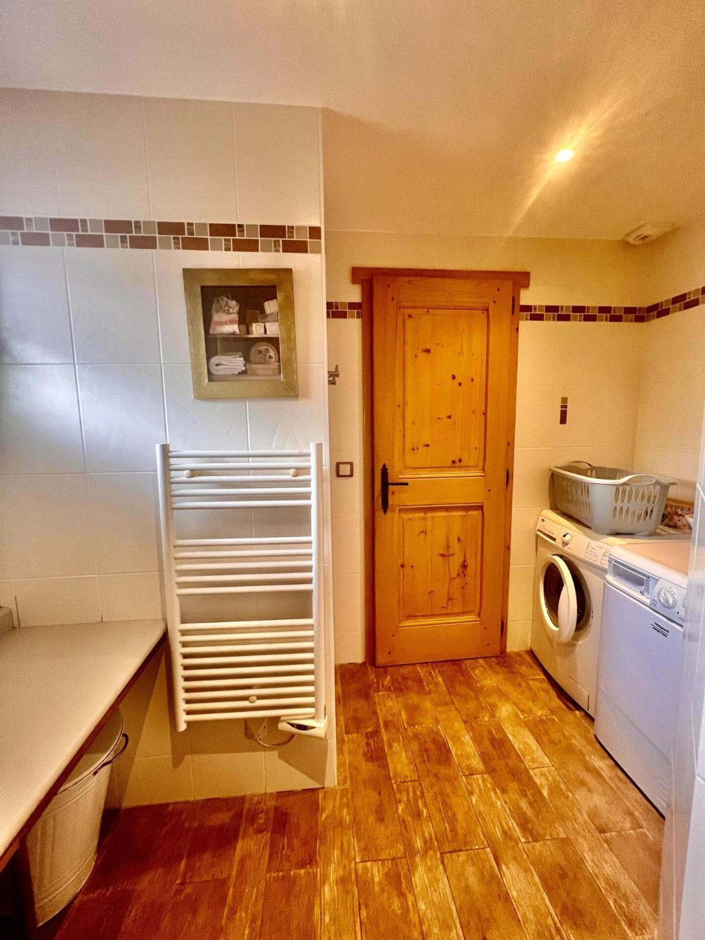 Charming Family Chalet For 8 People, With Private Hot Tub Les Clefs 외부 사진