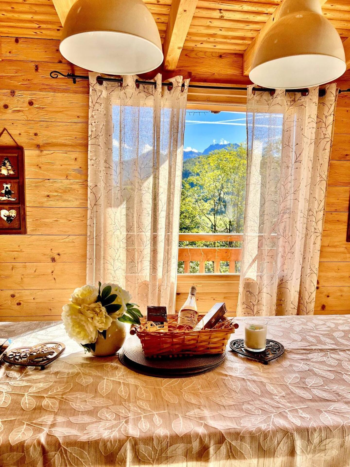 Charming Family Chalet For 8 People, With Private Hot Tub Les Clefs 외부 사진