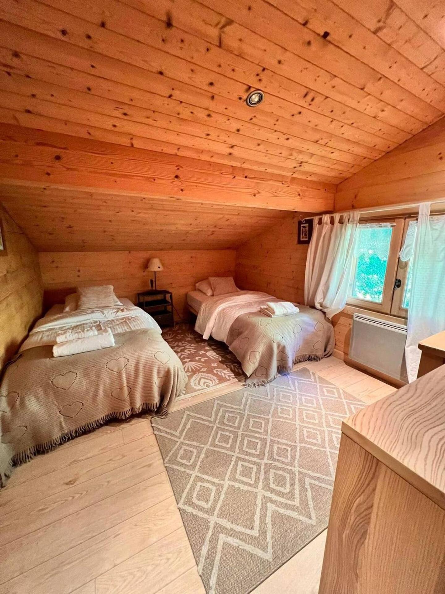 Charming Family Chalet For 8 People, With Private Hot Tub Les Clefs 외부 사진